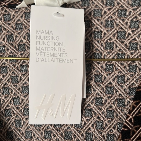 H&M Maternity and Nursing top - Picture 2 of 5